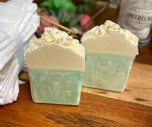 Load image into Gallery viewer, Lemongrass Soap with Soap Icing
