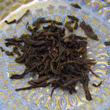 Load image into Gallery viewer, Lapsang Souchong - Loose Tea in Signature Tea Tin
