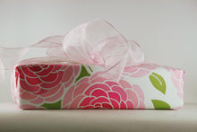 Load image into Gallery viewer, Pampering Bath Gift Set
